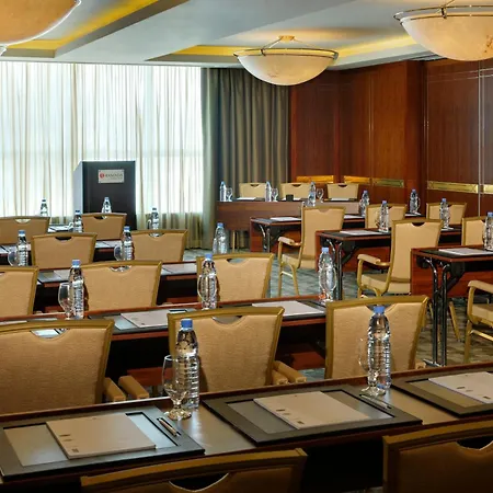 Crowne Plaza - Dubai Jumeirah By Ihg-2